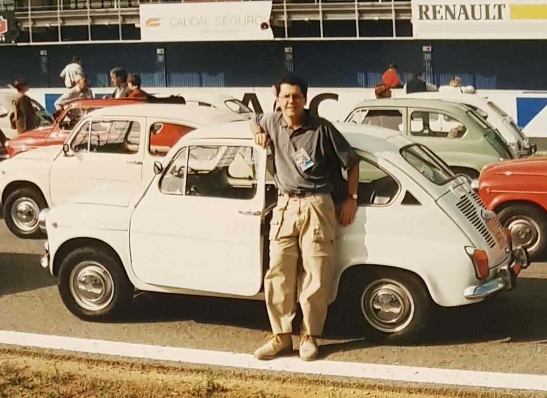 Ángel González López. Socio número 18.