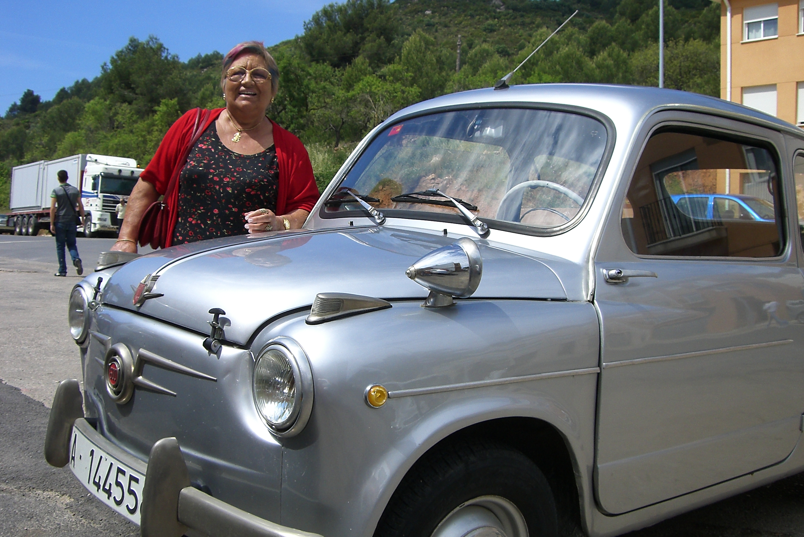 Mª Carmen Moya Segrelles. Socio número 236.